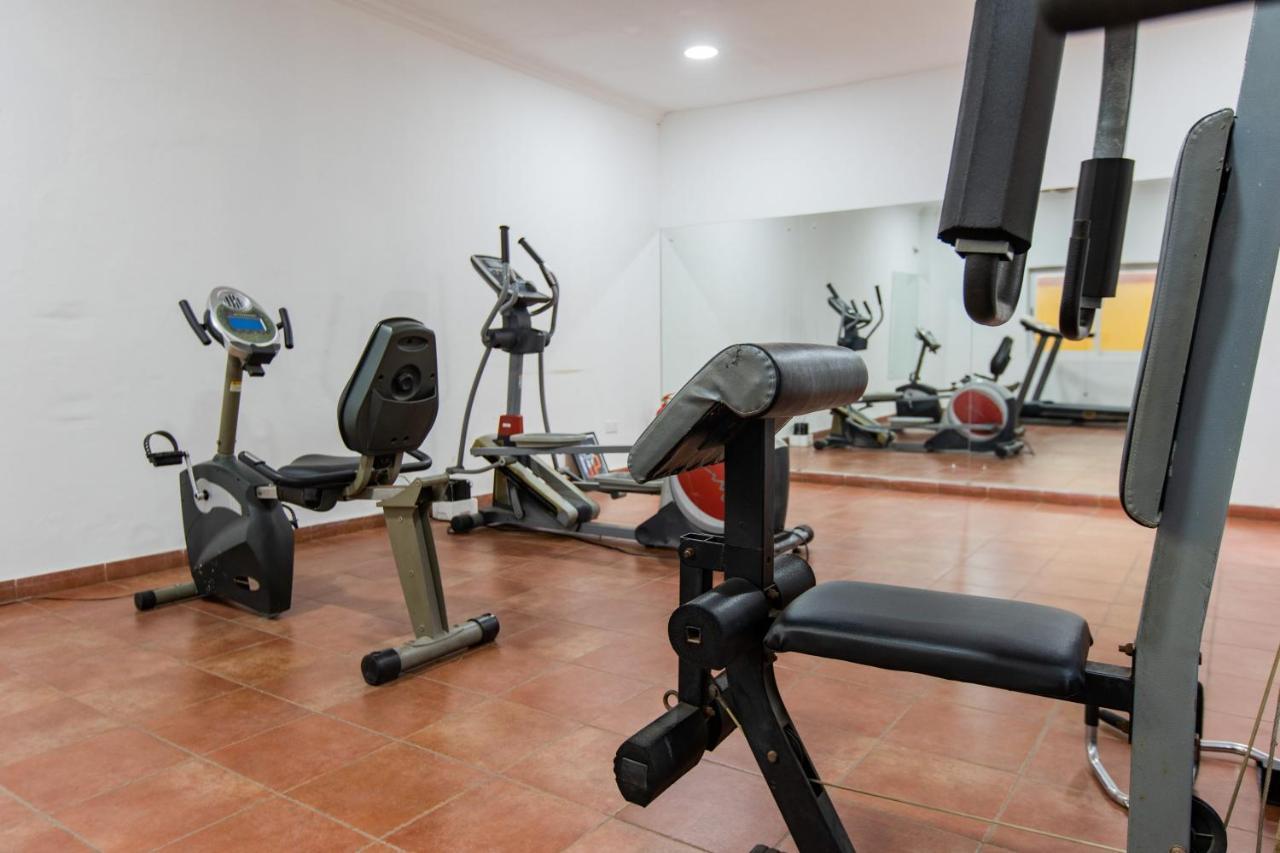Accra Fine Suites - Holi Flats Airport Residential Esterno foto